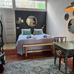 Zimmer mit zwei Einzelbetten